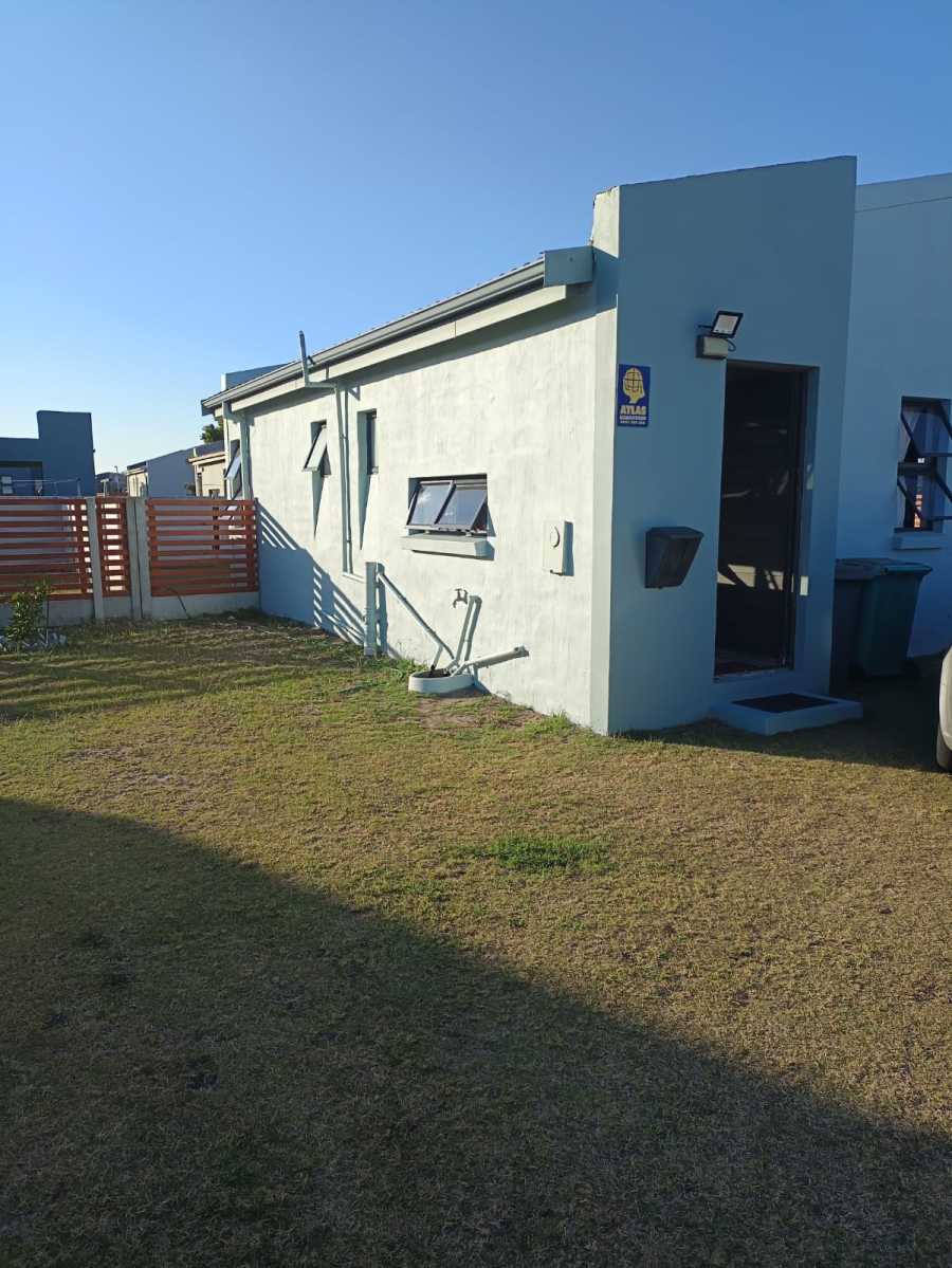 2 Bedroom Property for Sale in Parsonsvlei Eastern Cape